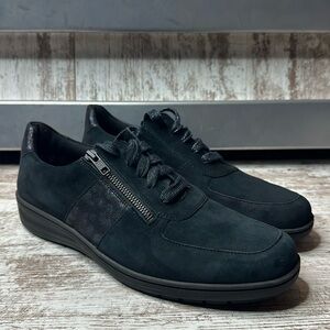 SOLIDUS HEAVEN Suede Comfort Shoes Women Sz US 8.5 Black Schwartz